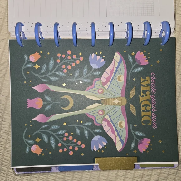 The Happy Planner Butterfly Design with Purple and Pink Accents - Picture 5 of 10